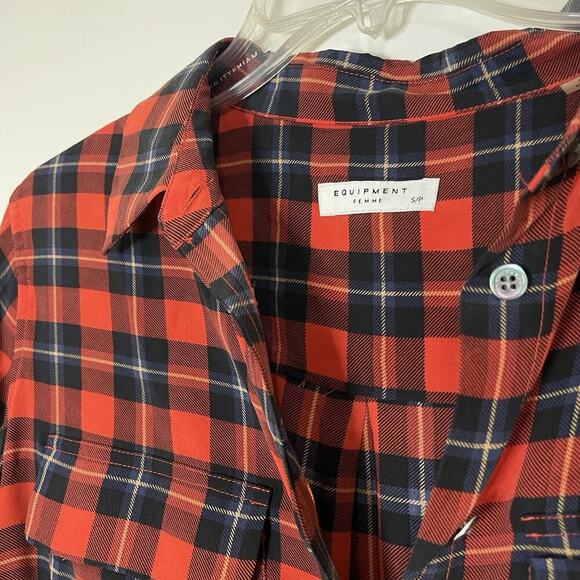 NWOT Equipment Reese Red Plaid Silk button down blouse Shirt Small - Picture 4 of 6